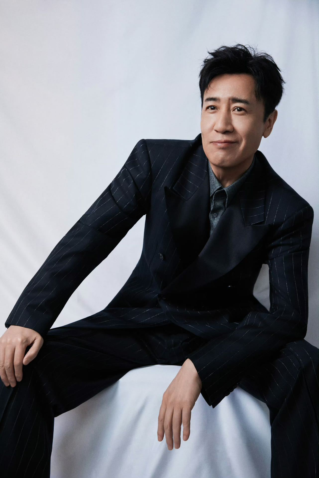 于和伟来到了最佳赏味期于和伟老师在拿下白玉兰视帝之后，终于在今年的北影节凭借《森