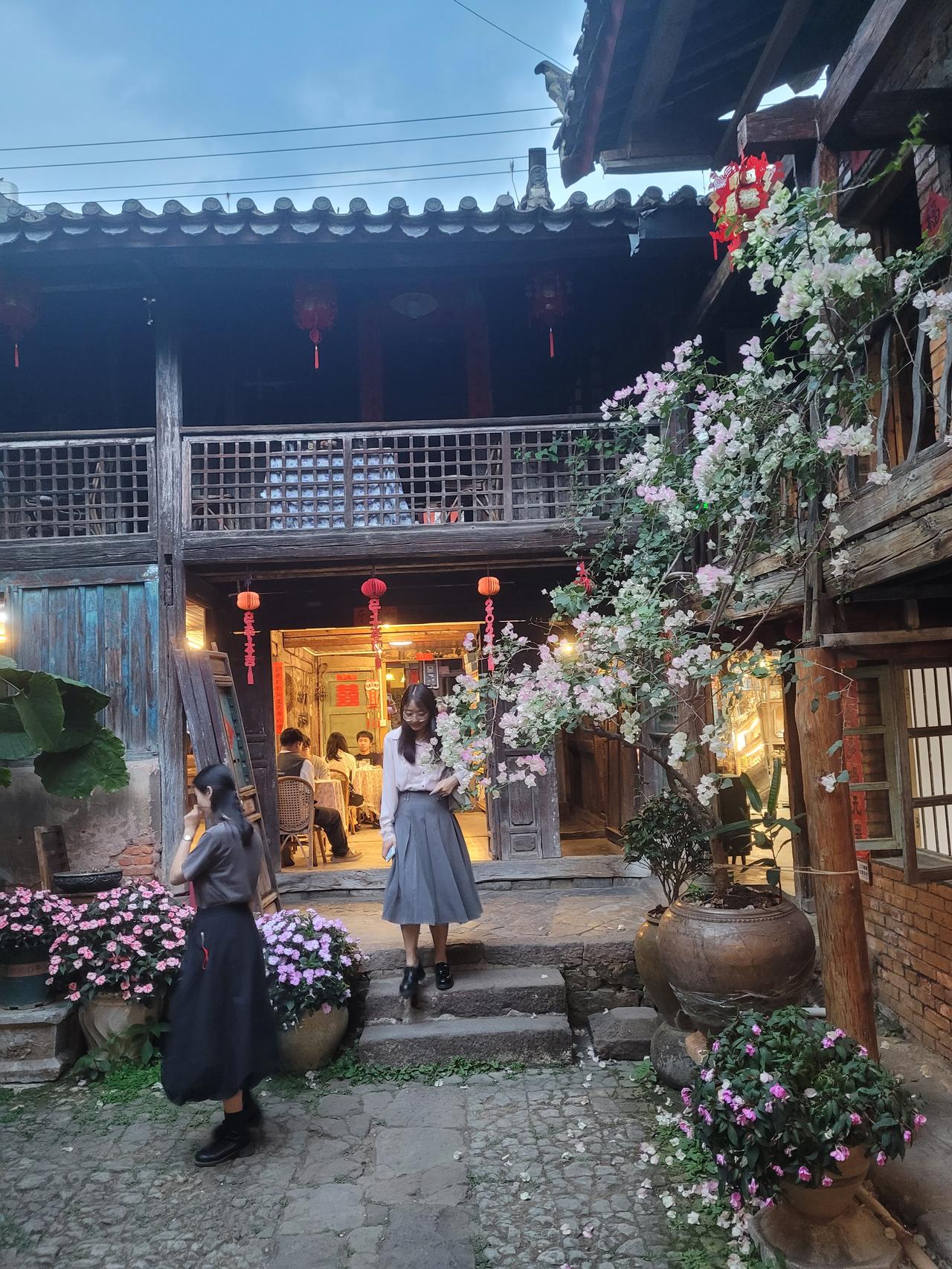 北京将连续雾霾，去云南昆明、普洱、西双版纳、大理哪里好？

我看预报，今天北京空