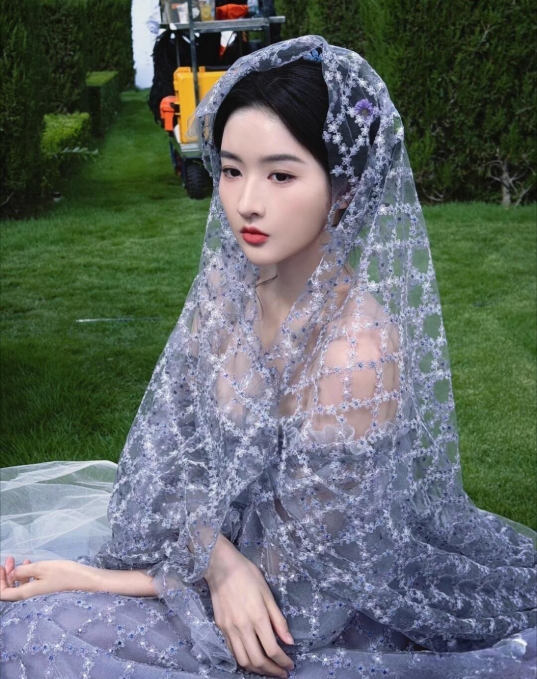 王玉雯礼服里穿了加绒打底裤 胶原蛋白满满的美女[笑而不语]她真的是很美很美[心]