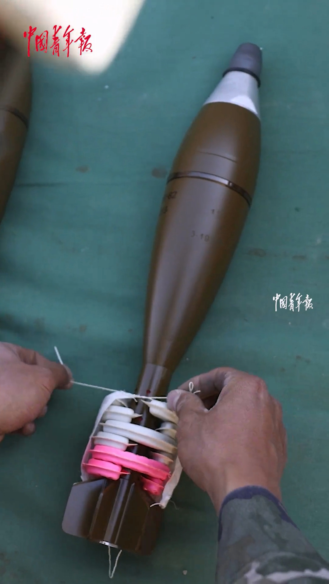 82mm DPS1/PP87迫弹 ，装填TNT炸药，塑料/尼龙闭气环 