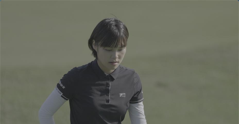 一直以为高尔夫穿搭很传统守旧没新意，看到FILAGOLF女球员们长裤各有亮点，在