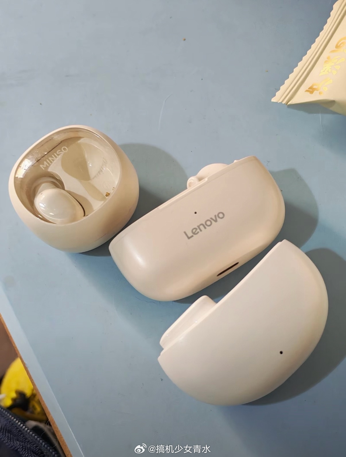 有线耳机爆火原因可能是因为……1，容易丢 2，睡觉不方便听助眠 3，打音游有延迟