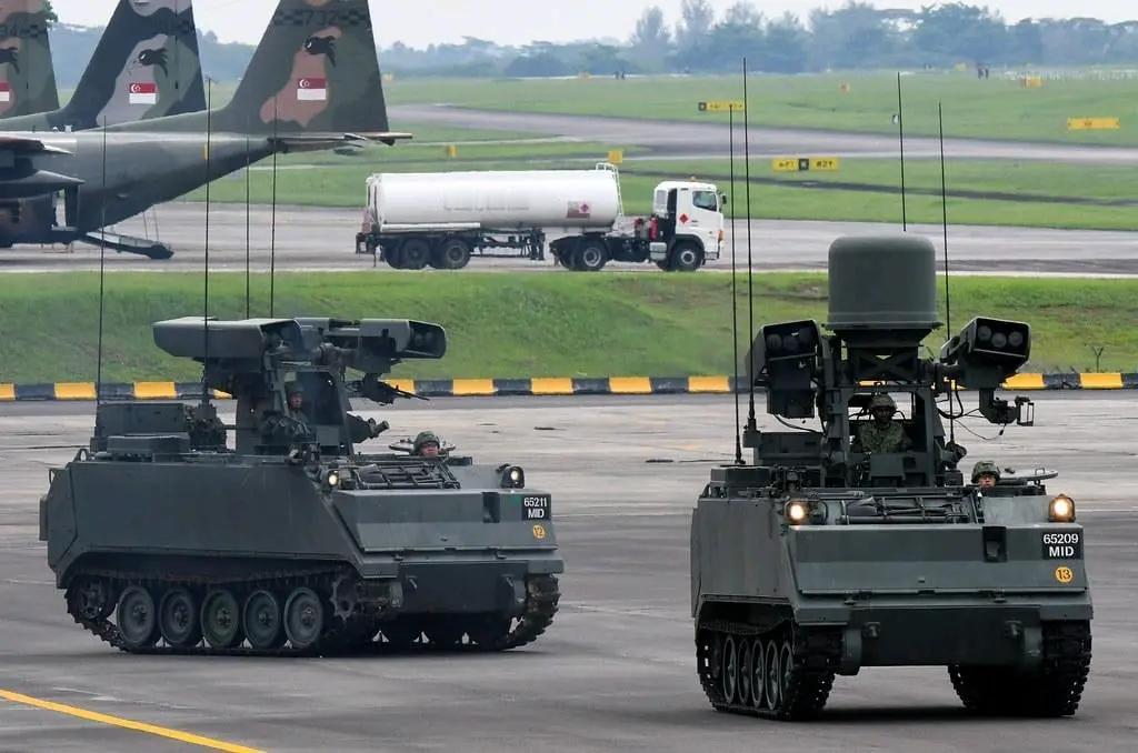 新加坡少见的俄式武器，M113A2 Ultra“针”自行防空系统。
该防空系统由
