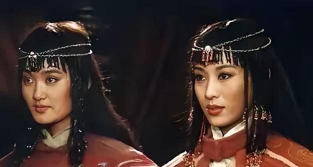 窝阔台家族的两个败家女人，最终让窝阔台家族的汗位被拖雷家抢走。
 
这两位女主就