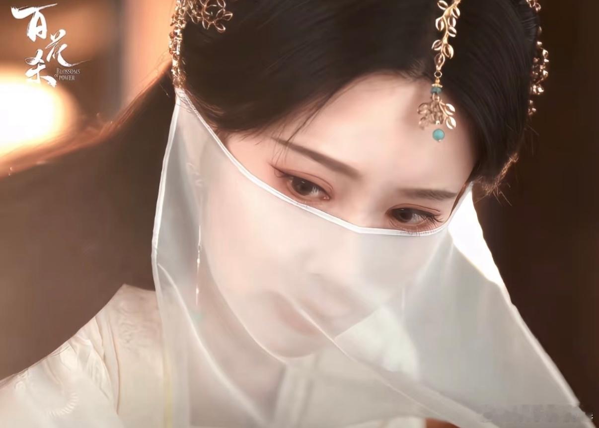 孟子义破碎神性何与身材出圈 百花杀这段戏看点拉满，孟子义把破碎神明的脆弱感演绎得