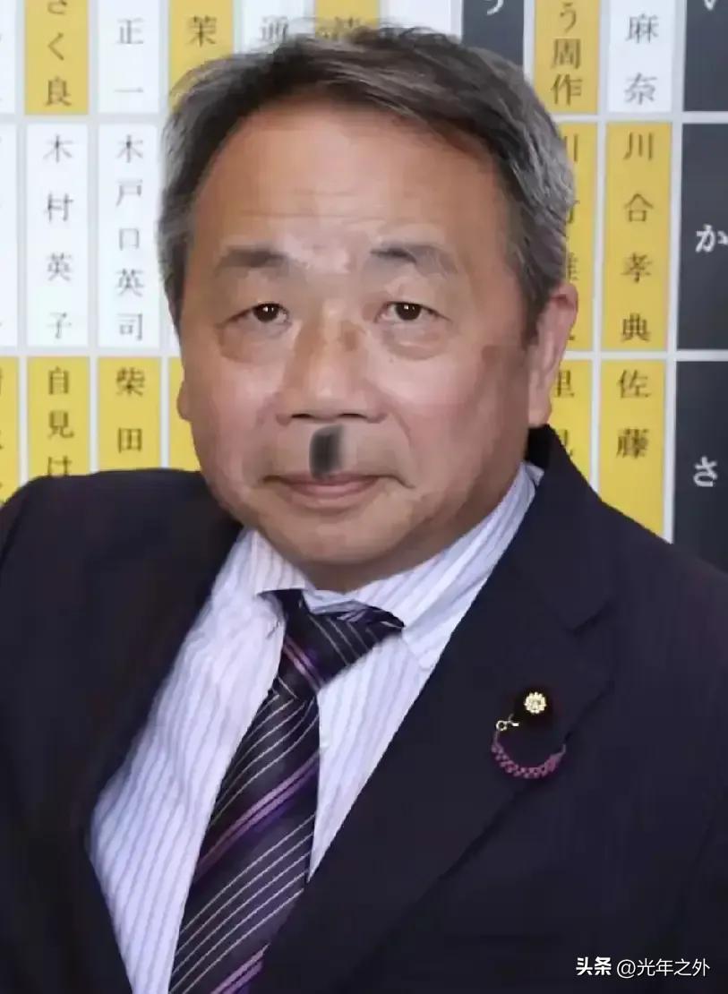 汉奸石平又出来丢人了。

9月30日，这位日本参议员发了一通高论：日本首相不会屈