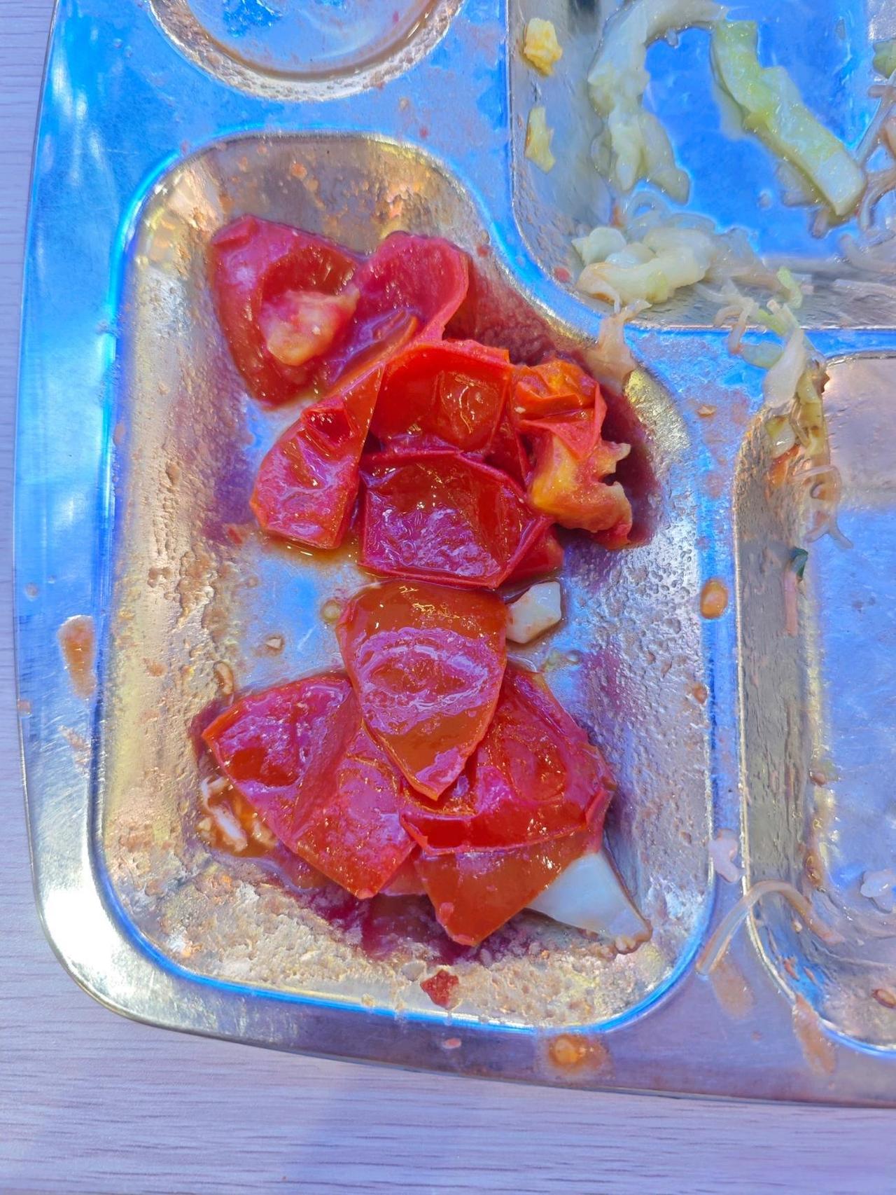 你们西红柿鸡蛋西红柿去皮吗