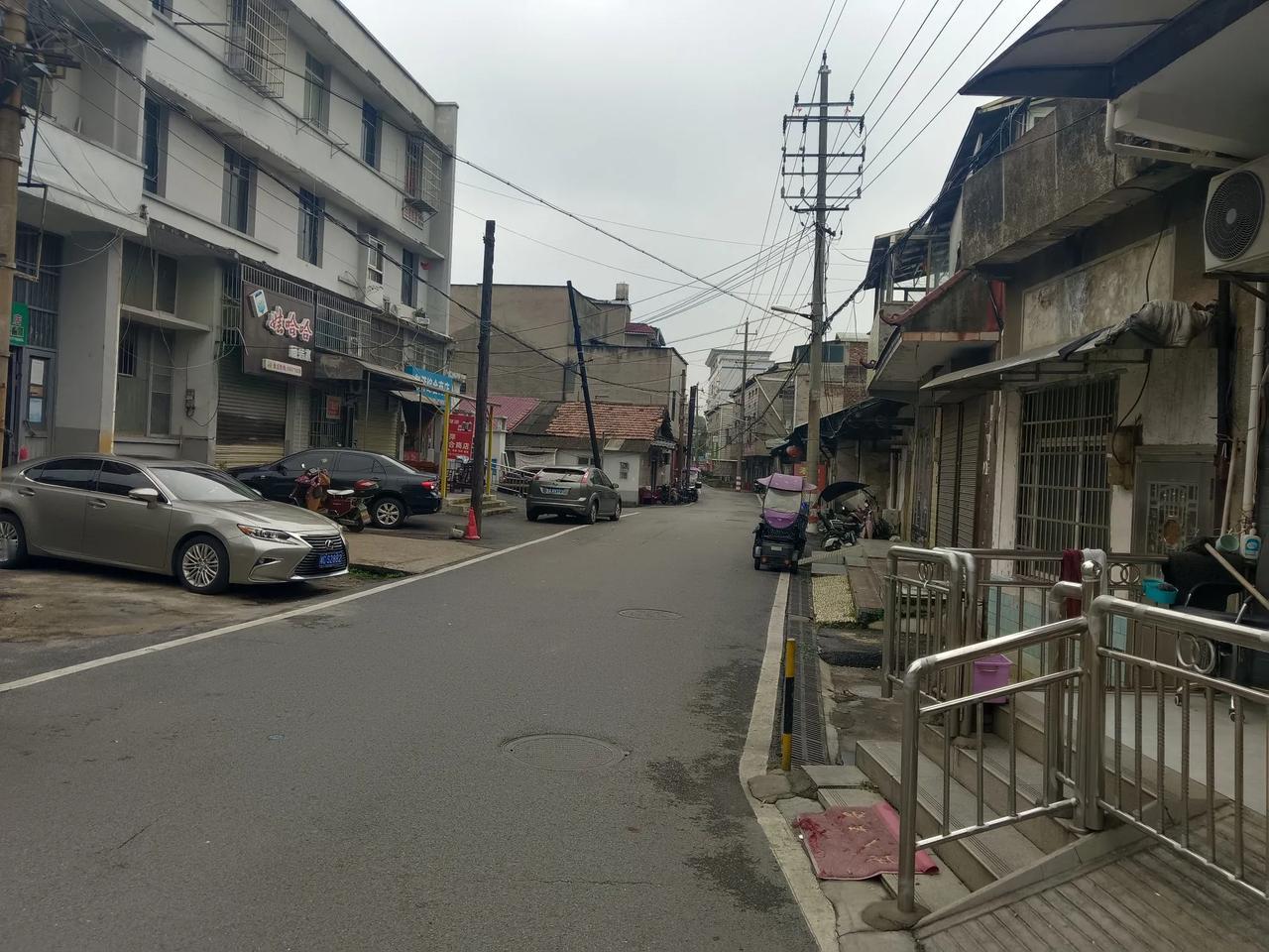 博博拍摄，湘潭市板塘铺老城区的街巷毛正坝路