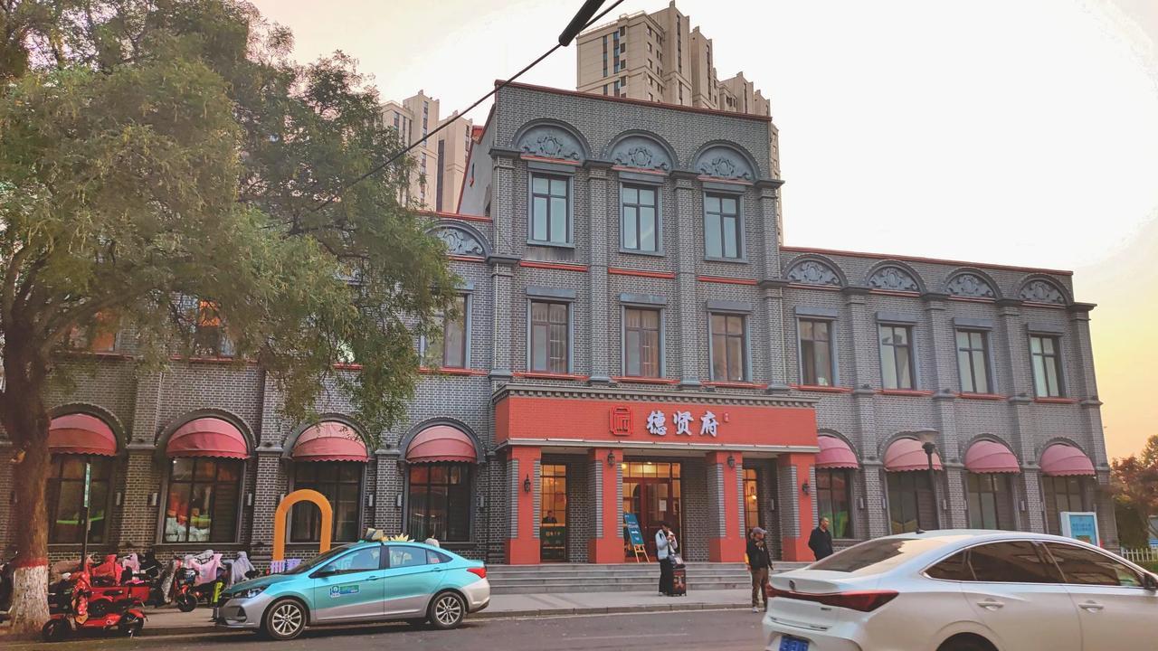 #邢台# 老火车站一处完美的旧房改造建筑。你还还记得小楼当初的模样吗？#邢台民国