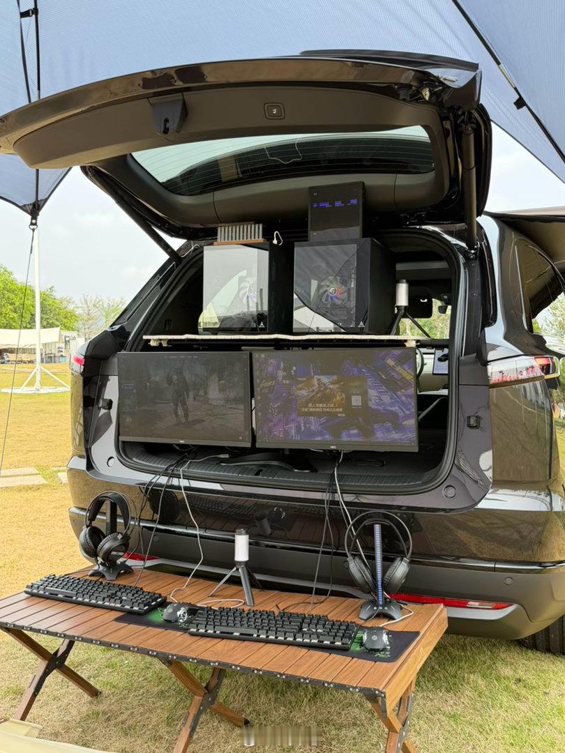 乐道L80来了，不是少一排座，而是多一种生活方式新增颜色和轮毂样式，它和L90同