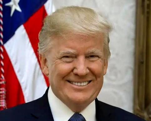 赴美免签要交 “社交档案”？特朗普政府新规：五年社交媒体记录和家庭信息必填。
