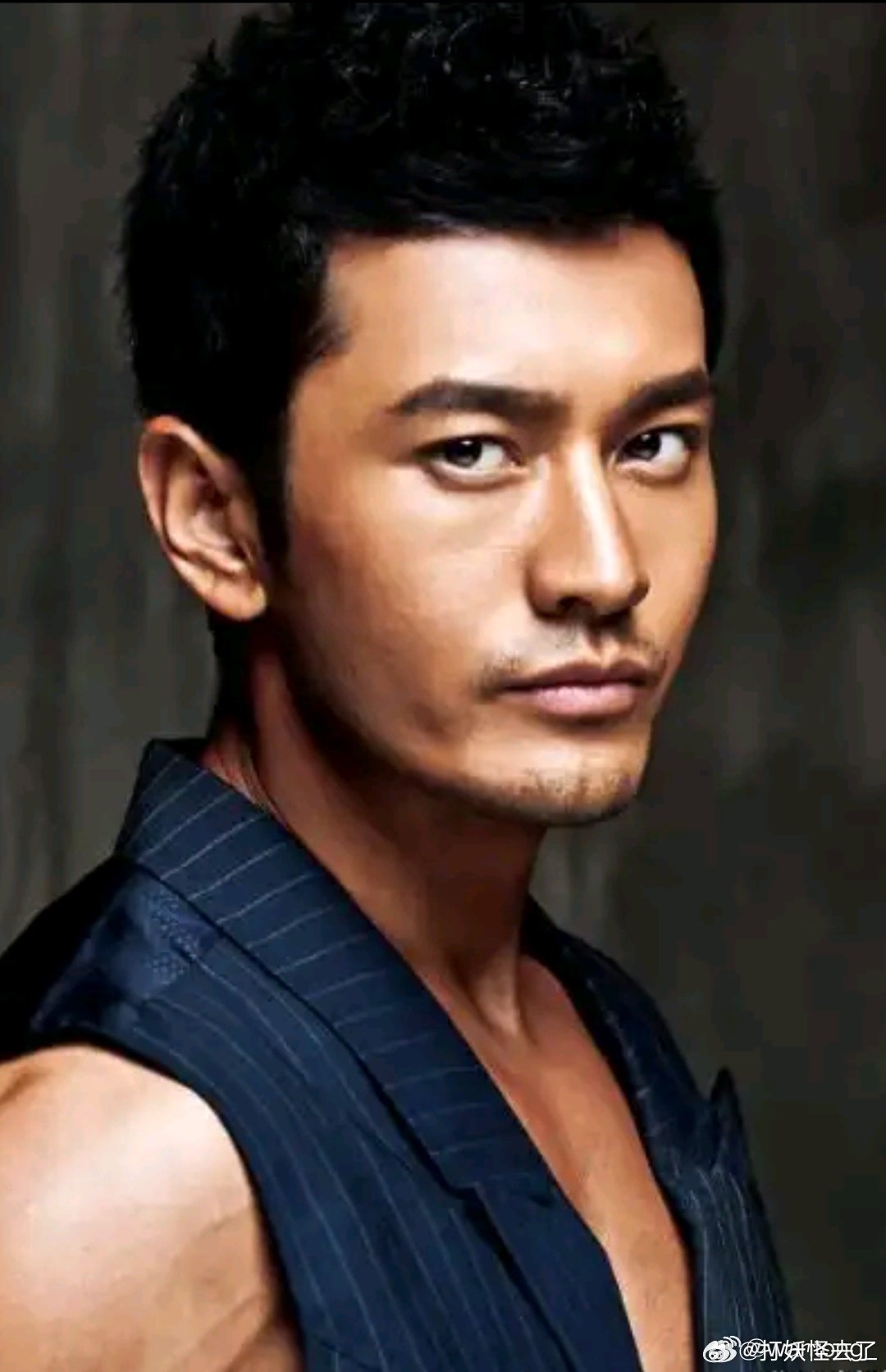 黄晓明十分怀念当初桀骜不驯的黄晓明别人演戏是体验人生，黄晓明演戏是创造语录。建议