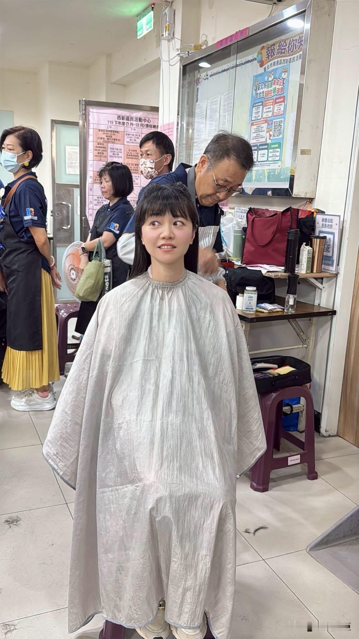 民进党前立委高嘉瑜今（6日）在社媒发文表示，感谢里长老师-西新里胡家玚举办￼温馨
