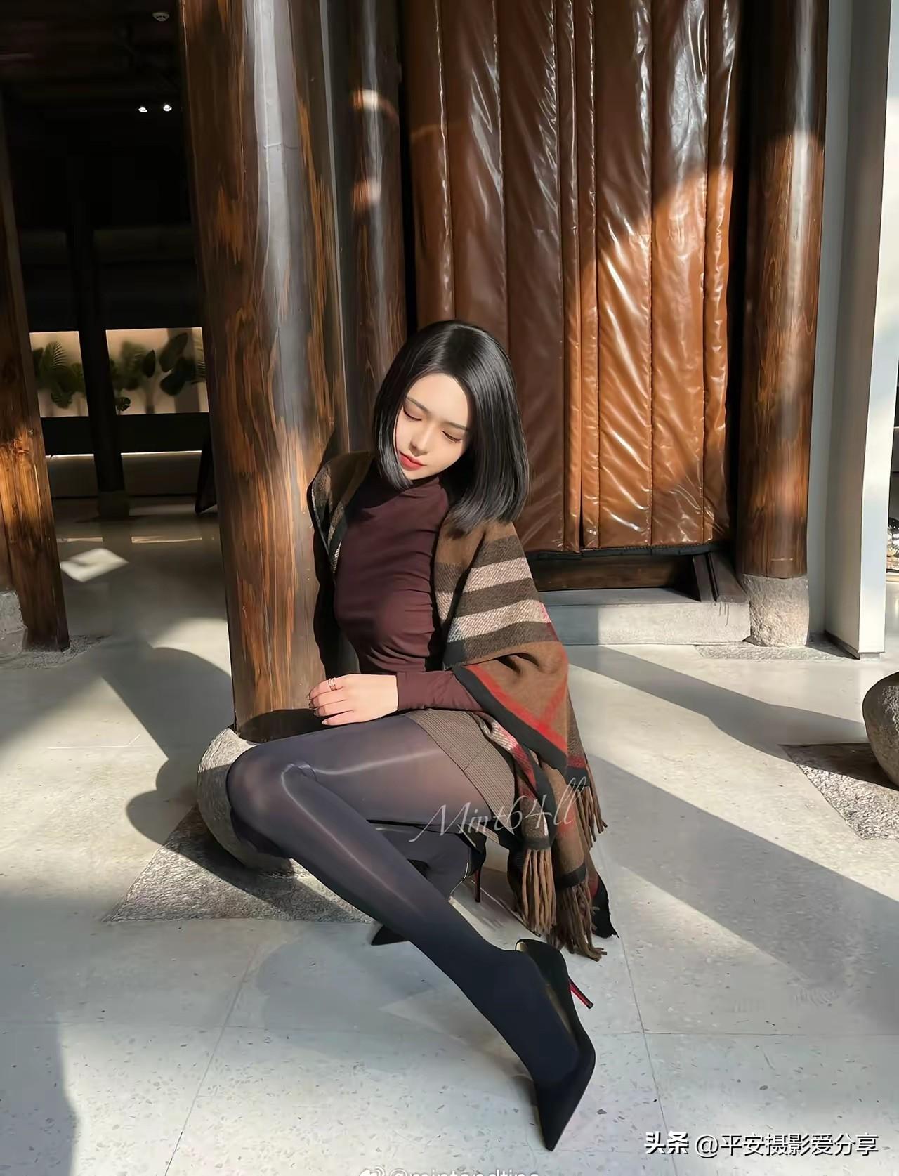 旅行跟拍  姐姐时尚随型这就是跟拍 跟拍女人 云南旅行跟拍 跟拍姐妹 跟拍妹妹 