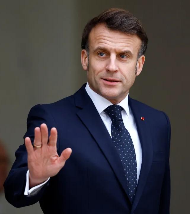 马克龙回绝了特朗普的邀请
         法国总统马克龙明确拒绝加入由美国总统
