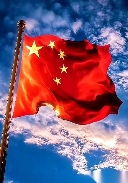 1993年到2001年，短短八年里发生的三件事，成了几代人记忆里绕不过去的硬疙瘩