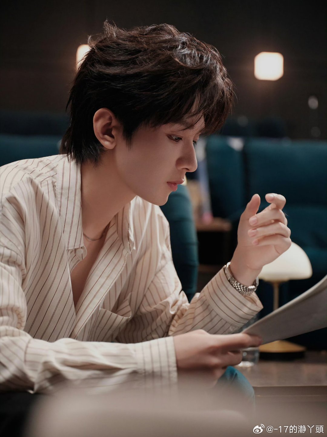 H成毅卢云cy成毅成毅，站在光下总是会有阴影，但是我们都相信你一定能突破阴影限制