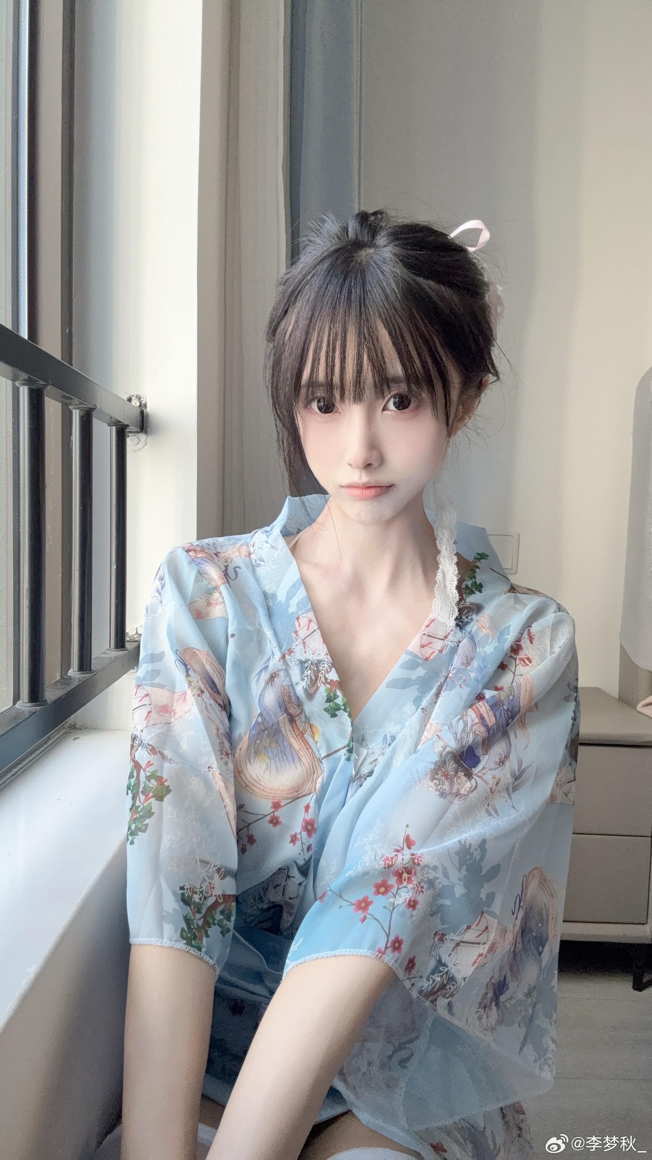 哈喽在 ​​​