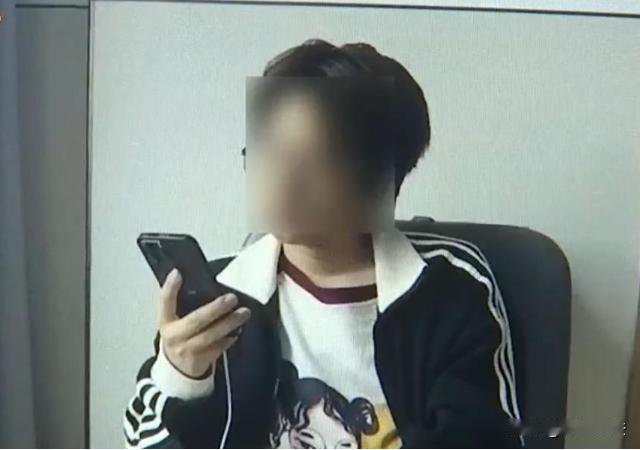 浙江，一女子认识了小12岁的男子，这个男子展开恋爱攻势，半夜还去找女子亲自下厨做