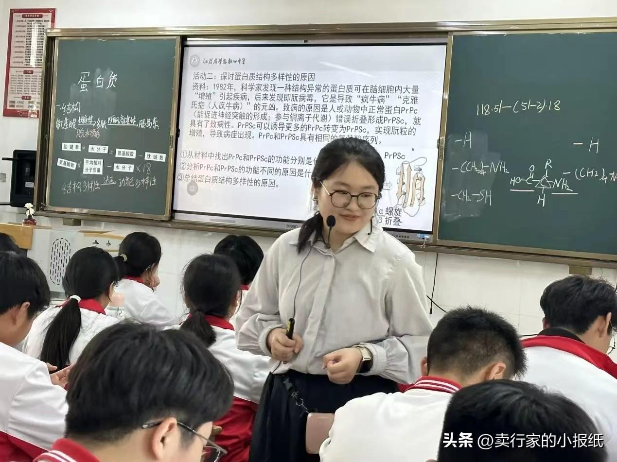 教育部出手了！将英语“踢出”高考，取消其主科地位？教育部回应一针见血！没想到，螳