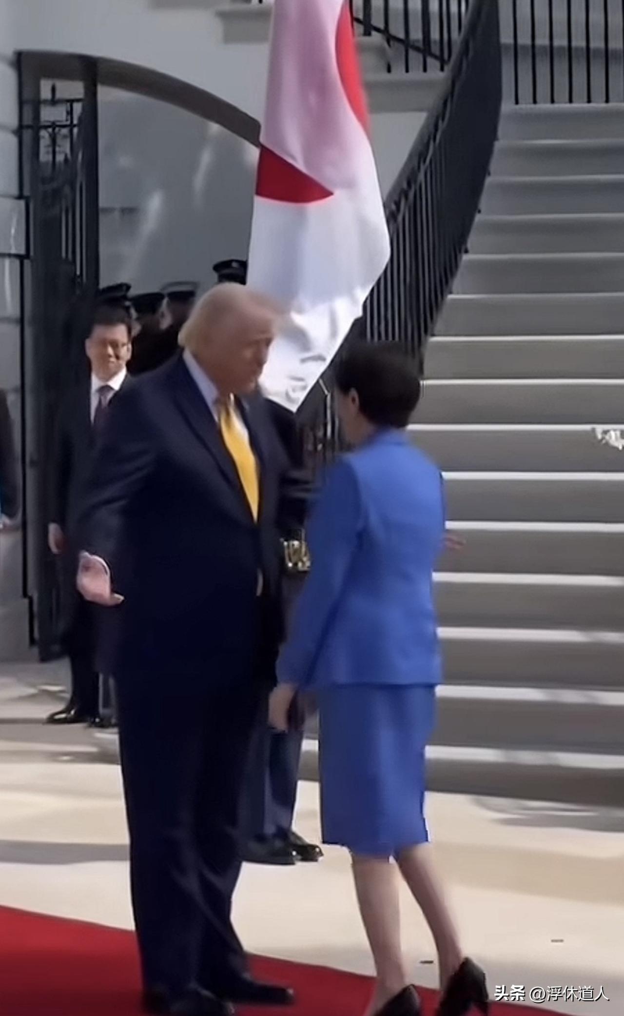 新思维：美国越来越像大号的“蒋介石集团”

如今看美国内外乱象，我越看越觉得，它