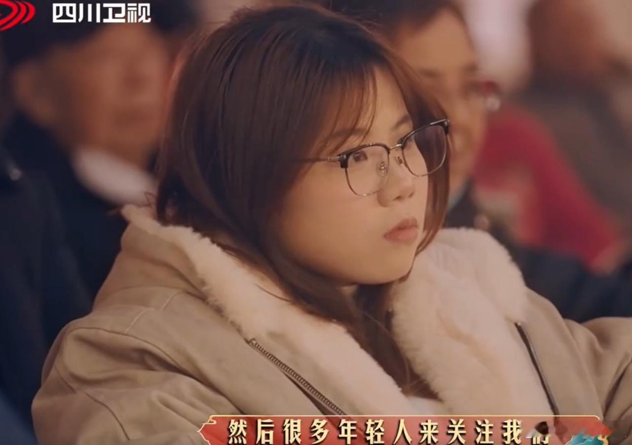 藏在成都市井里的天命川剧团  探秘成都市井，发现天命川剧团的秘密。三位天命之年的