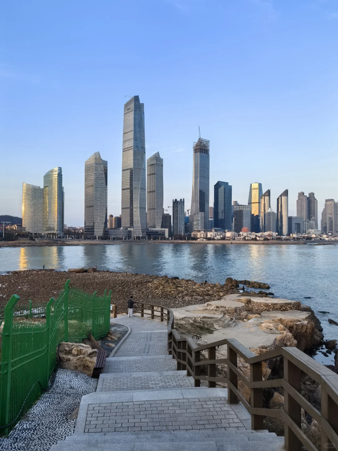 11.23青岛初冬 海边和街道