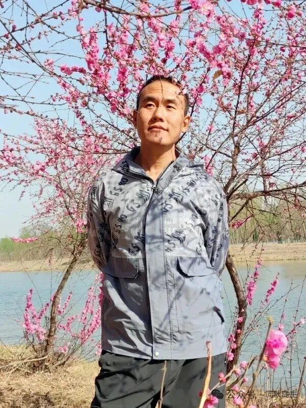 连续夸老公10天，第3天，别找最好的男人……

❤️01
不管男女，别找最好的伴