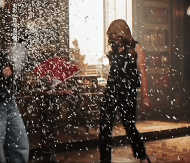 九年漫长等待终有回报，《惊天魔盗团3》来了！第一部那种让人心跳加速的魔术表演，现