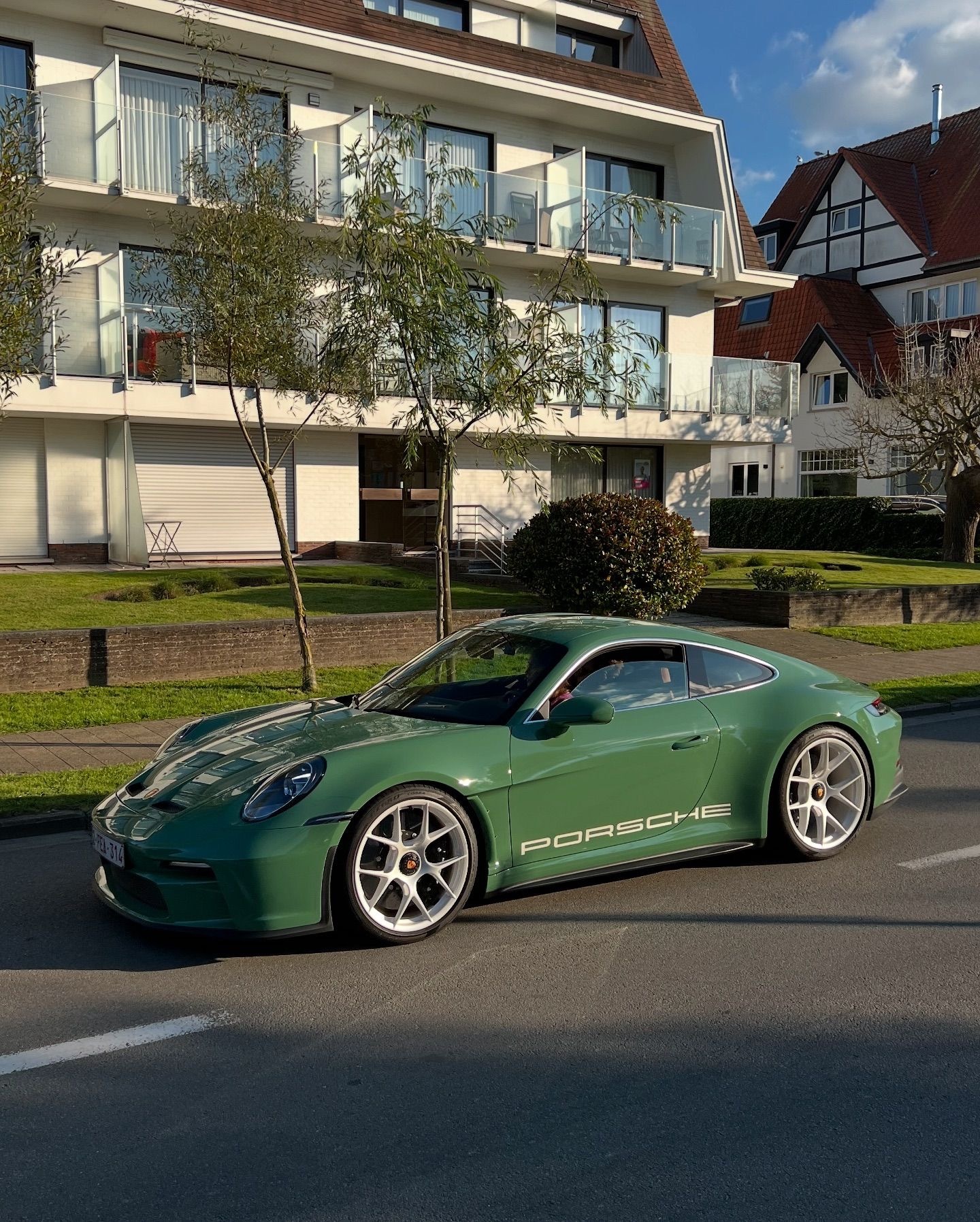 Porsche 911 (992.1) S/T🇧🇪PTS Auratium 