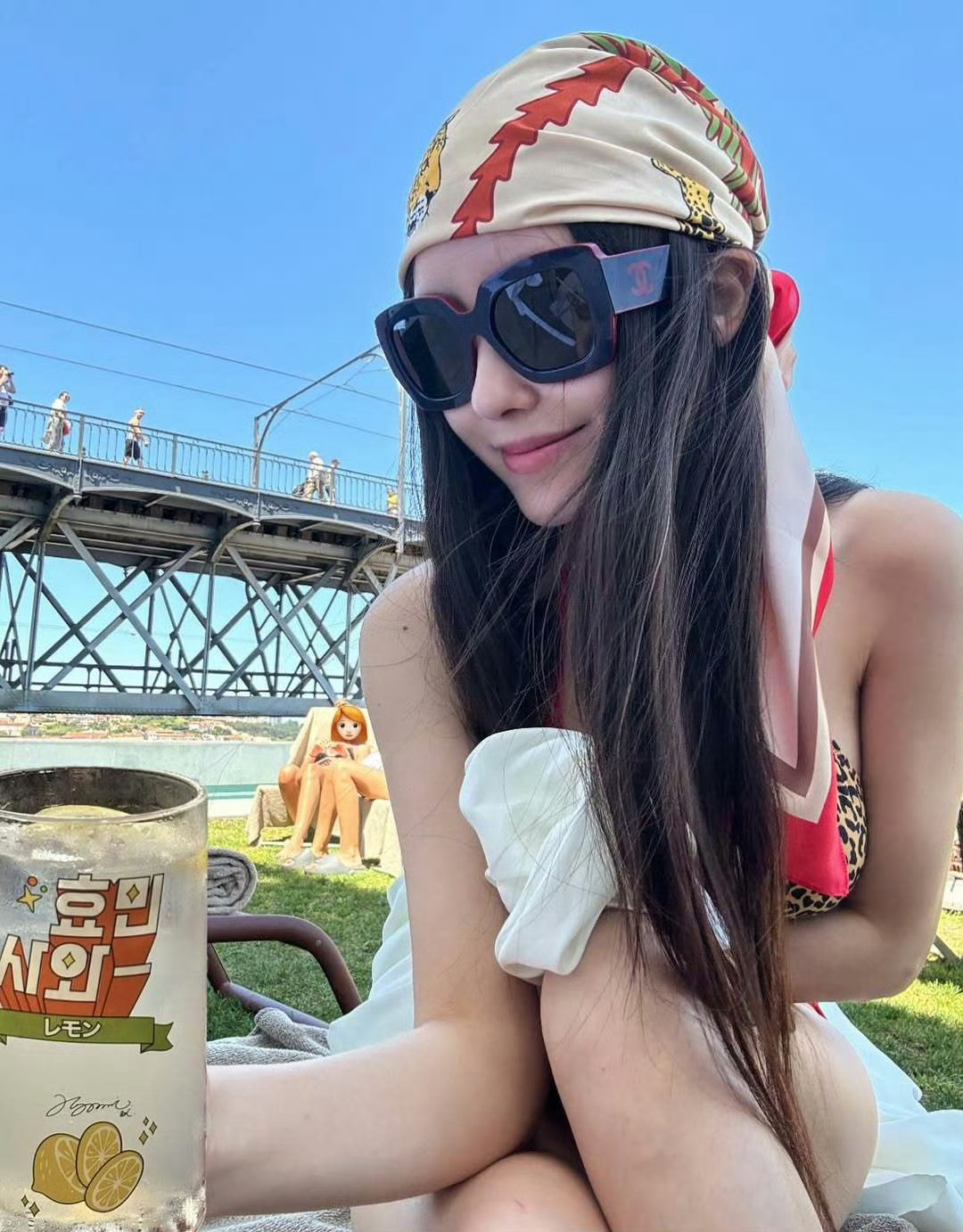 朴孝敏泳装照 ​​​