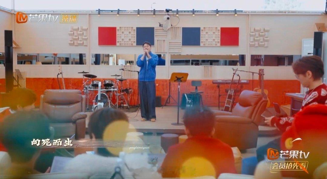 姚政蓬莱太远是沉淀是成长快乐老友记快乐老友有风季姚政的创作太有力量，温柔又有深意