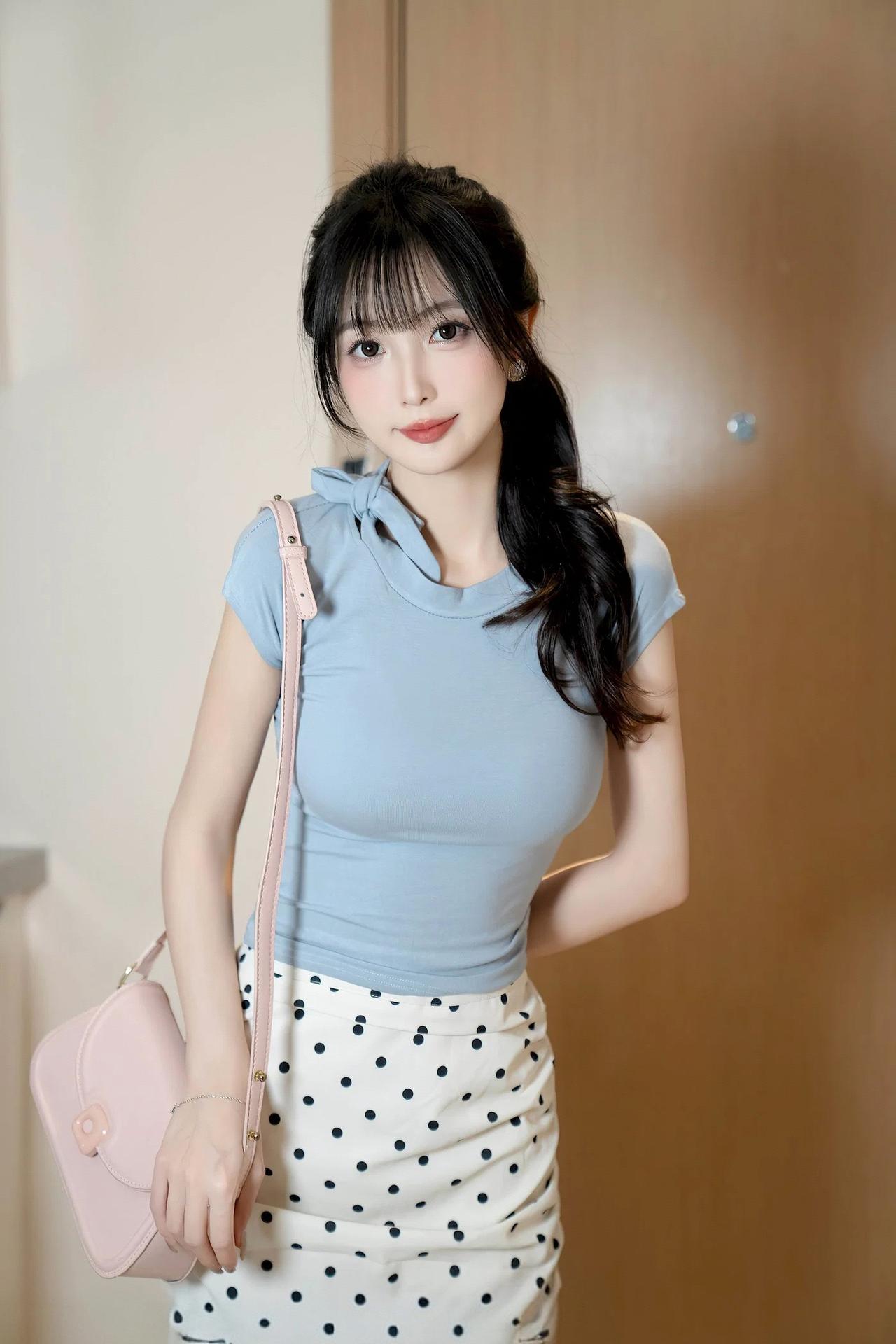 秘书姐姐下班回家好身材性感女神 高颜值女神聚集地