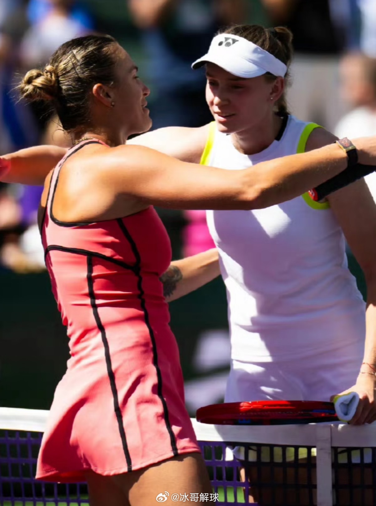 萨巴伦卡阳光双赛双杀莱巴金娜强势拿下阳光双赛背靠背对决，萨巴伦卡再度击败莱巴金娜