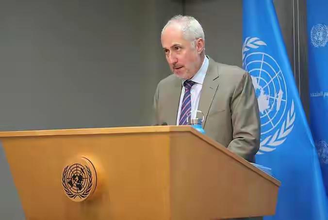 @星辰大海回音壁 ：这说明满嘴跑火车有贼心没贼胆的特朗普是诈骗犯！
乙巳年冬月二