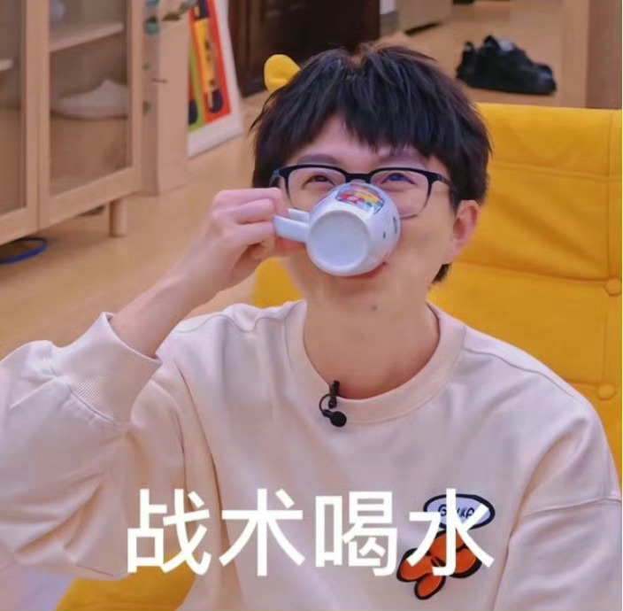 毛不易演戏不舒服把这个无辜并且毛茸茸的猫不易带上干啥呢