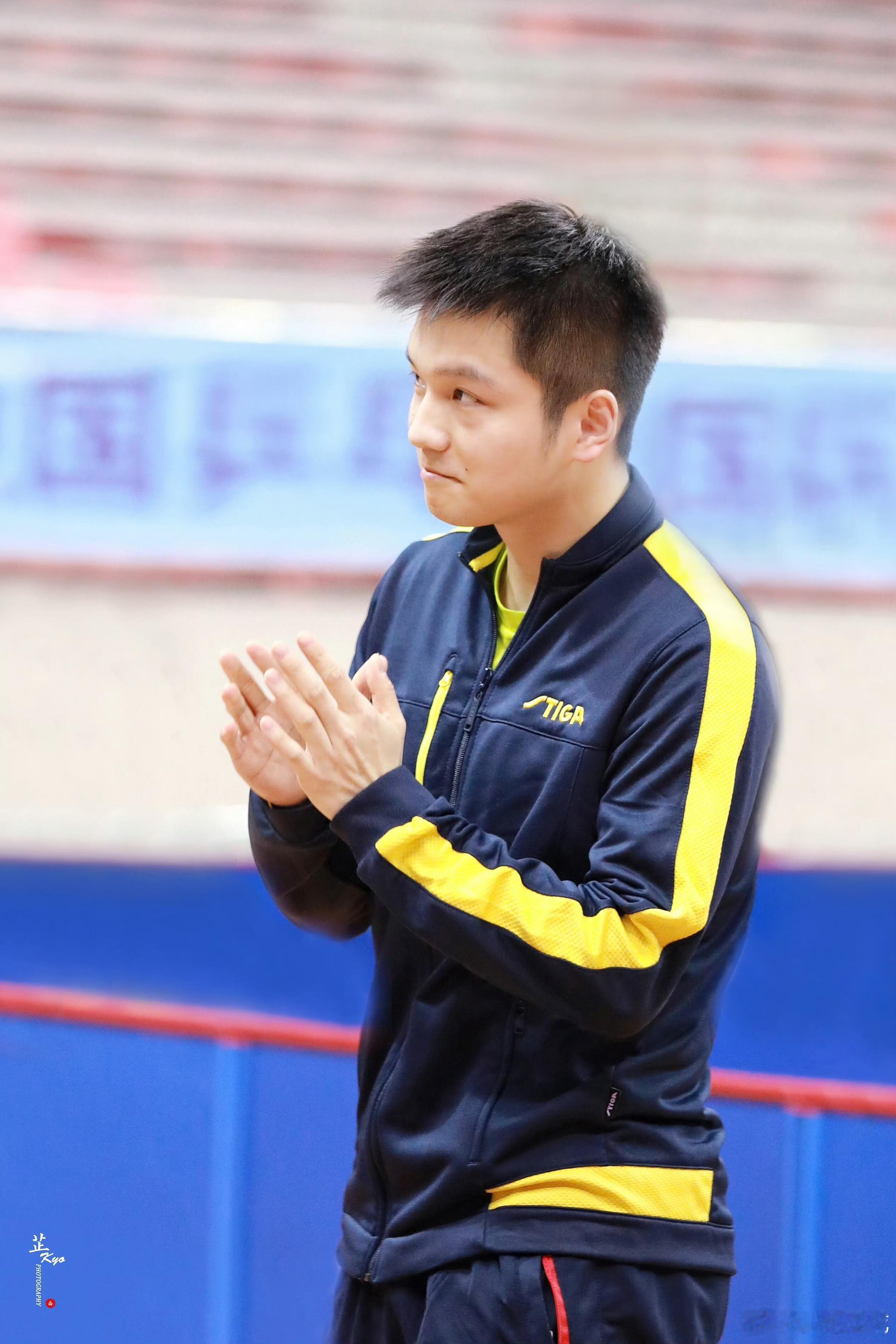 让蜡烛代替所有灯图为2019年庆生照，一晃就过去了7年，时间真快啊……生日快乐咚