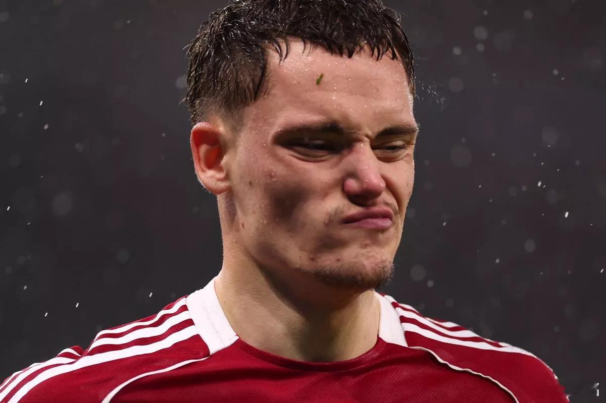 利物浦 利物浦历史上也有过成功的德国球员，比如后腰哈曼，2005欧冠冠军成员。哈