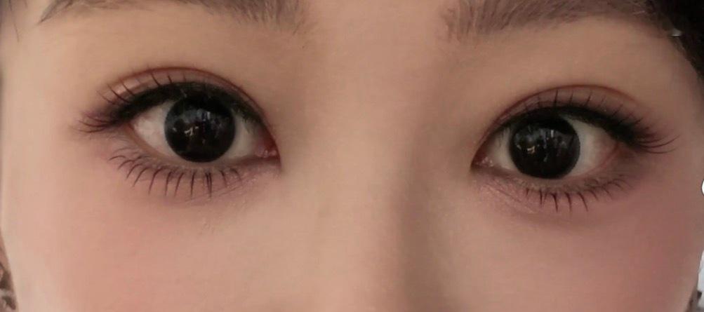 好漂亮的葡萄眼 