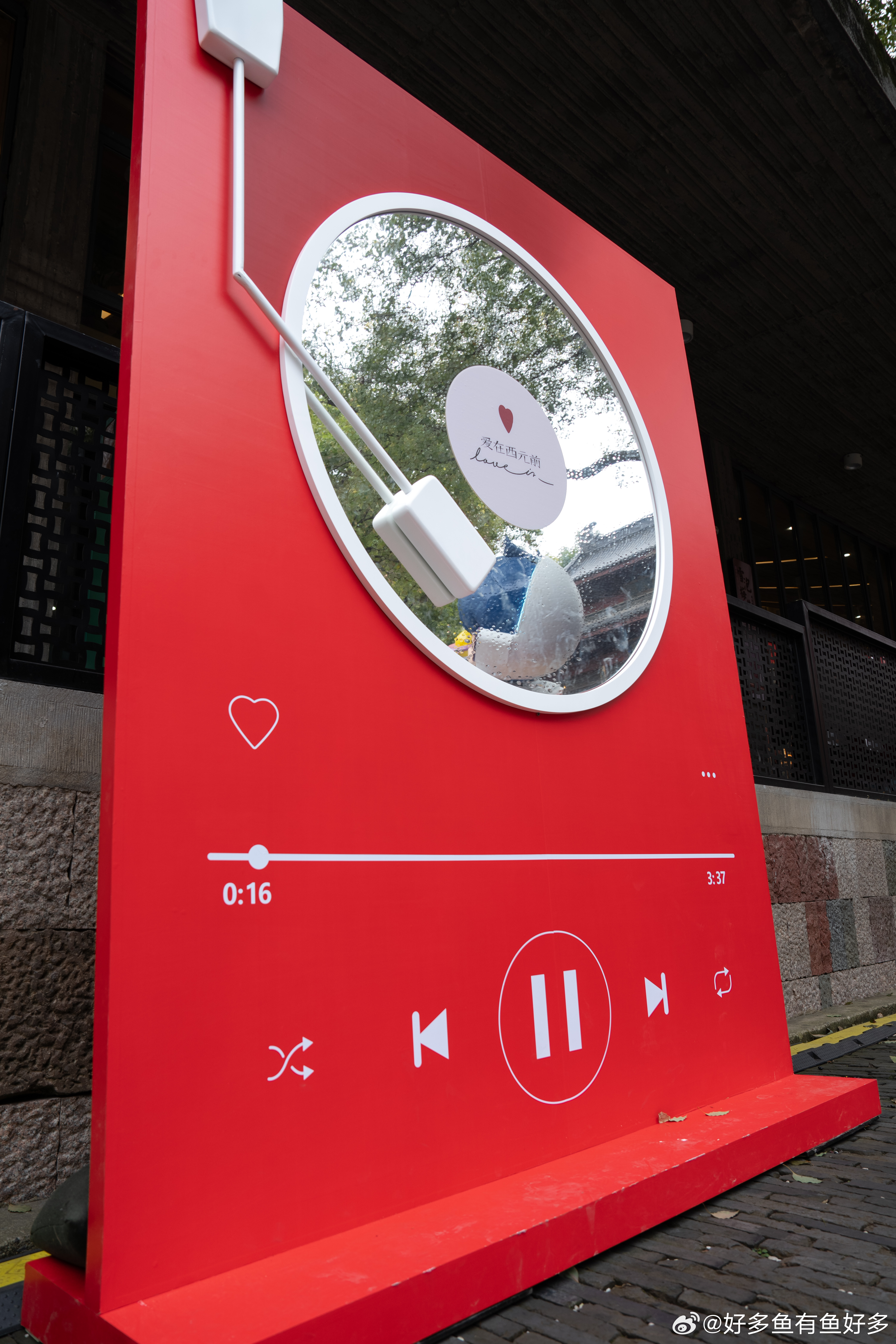 跟着周杰伦演唱会游杭州 杰伦太贴心！演唱会+游玩攻略全安排，逛茶山、游西湖、打卡