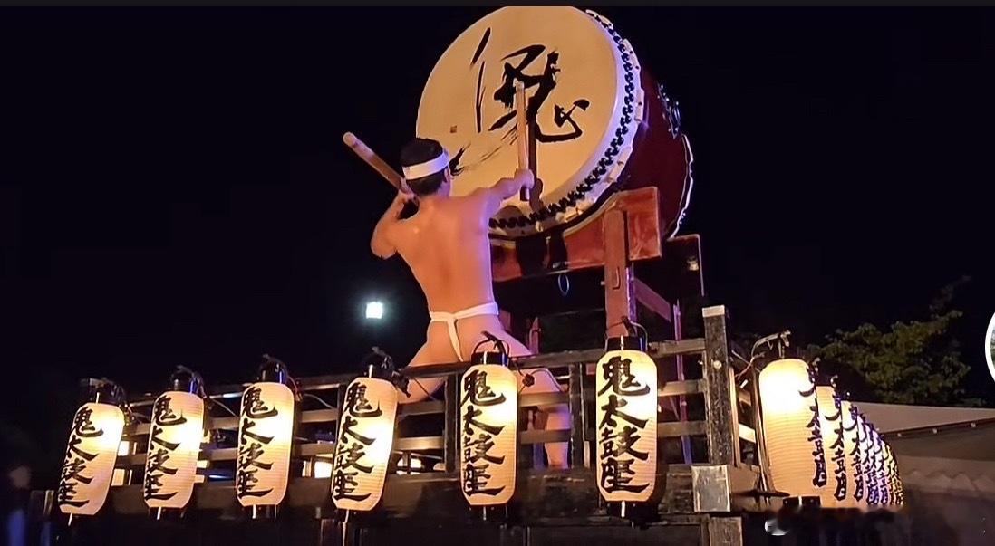 随便搜了一下日本的太鼓祭