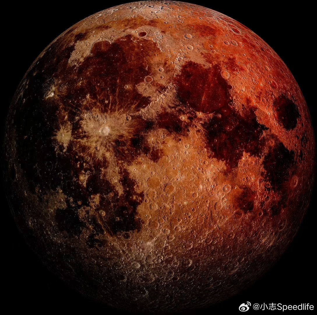 给你们来个高清的[憧憬]月全食血月 ​​​