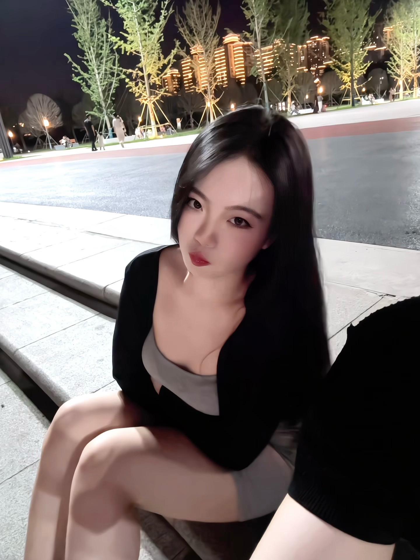 双鱼 微胖女生 氛围感 纯欲