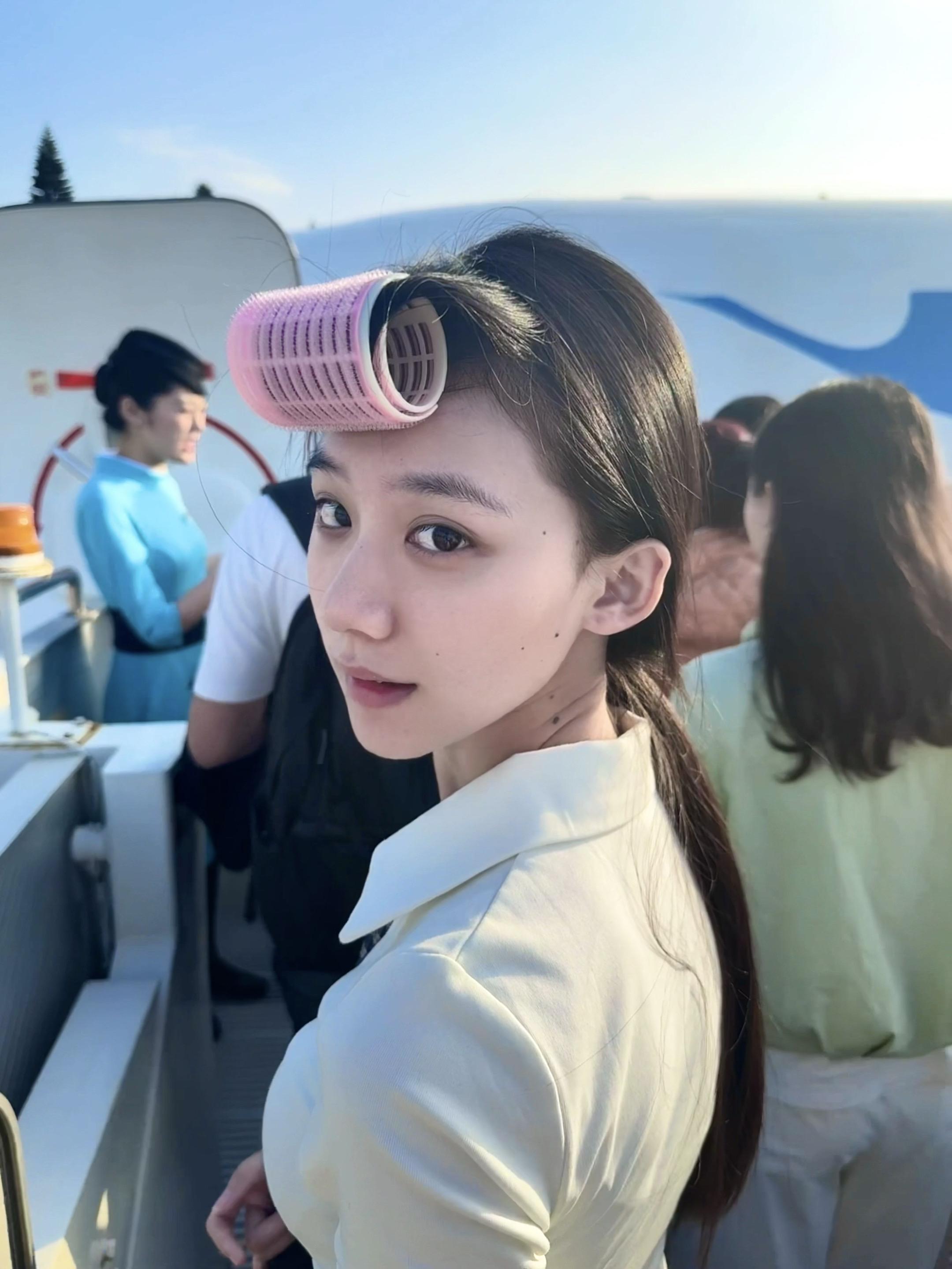 请问你那边现在是几点 有没有我的香味在身边