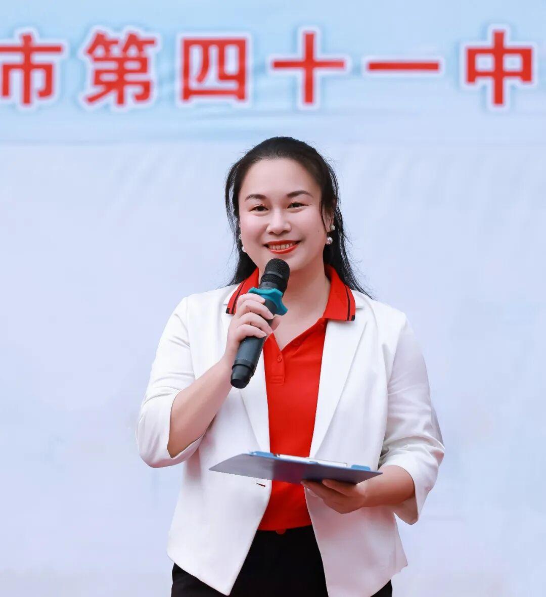 广东省科技创新教育指导专业委员会副会长
广东教育学会家校社协同育人专业委员会常务