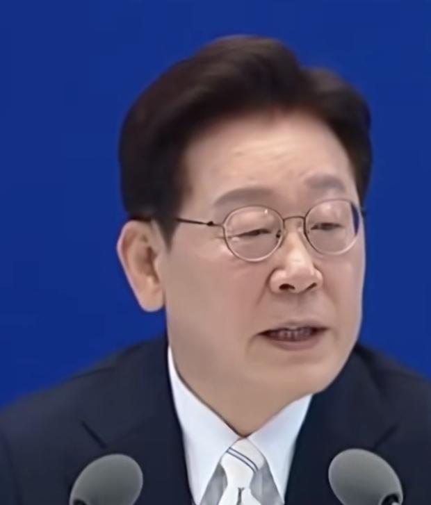 6月8日韩国总统李在明的发言让人心头一震，李在明说；“如果我是一阶平民，肯定早就