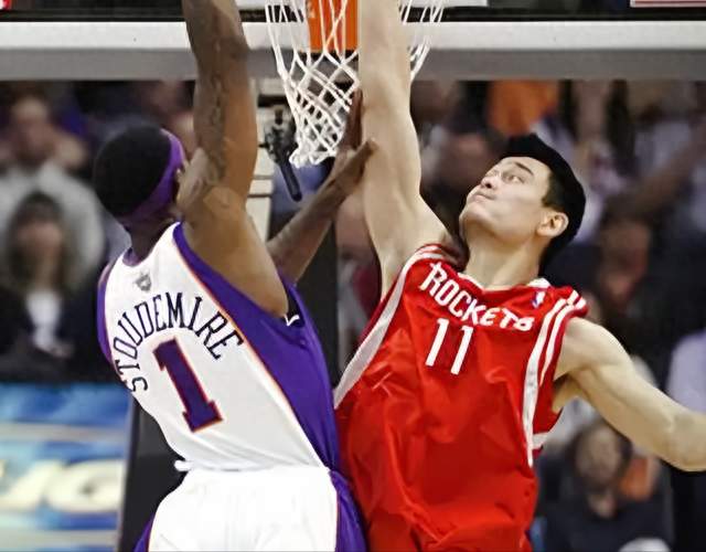 2026名人堂入堂仪式！姚明NBA生涯的宿敌“小霸王”赫然在列