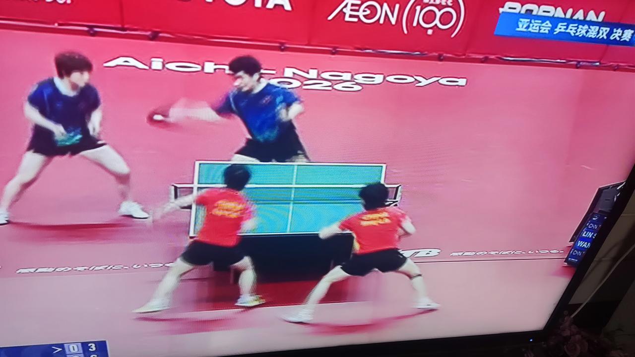 混双决赛两边都是中国队，
提前恭喜国乒夺冠军!
奥冠莎头vs新生代栋曼组合，
栋