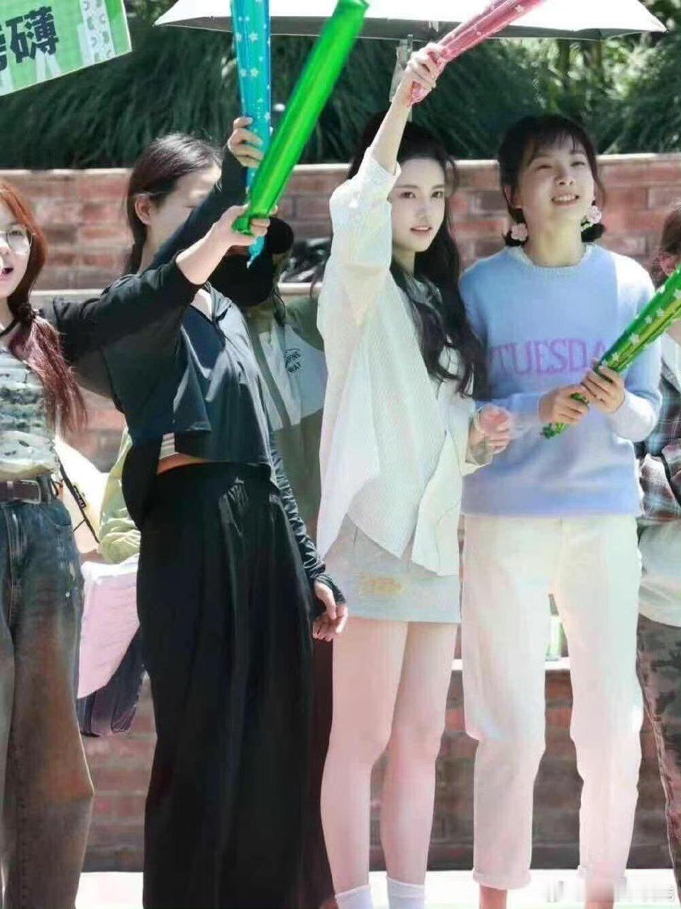 谁懂啊，第一次对美产生了执念 ​孙珍妮现实中这么漂亮啊 ​​​