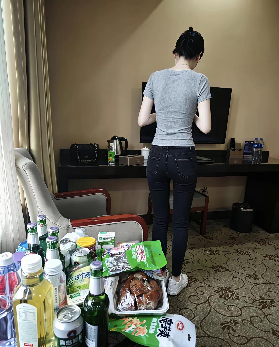 时间，
改变了容颜，
经历，
改变了心态，
生活，
没有白走的路，
每一步都算数